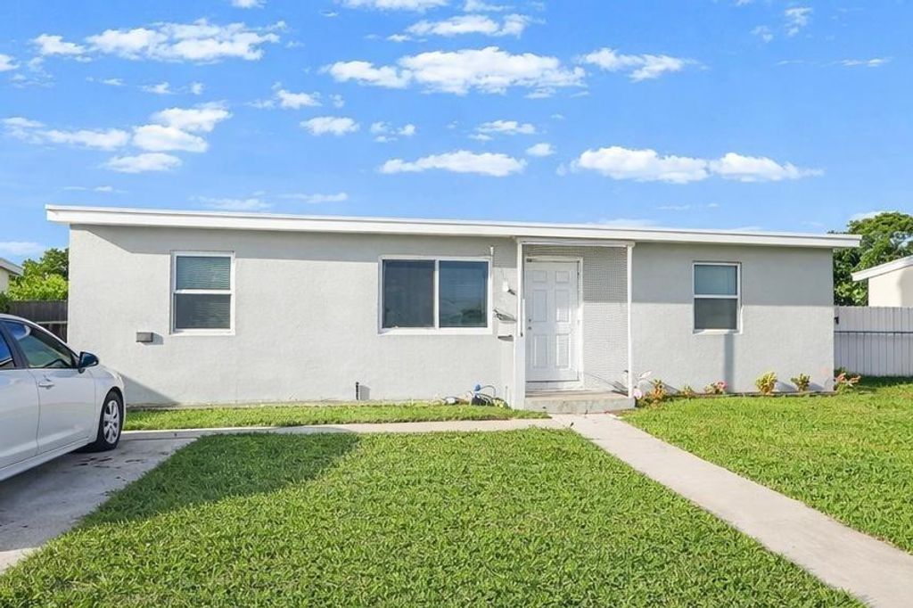 1225 NW 10th Place, Fort Lauderdale, FL 33311