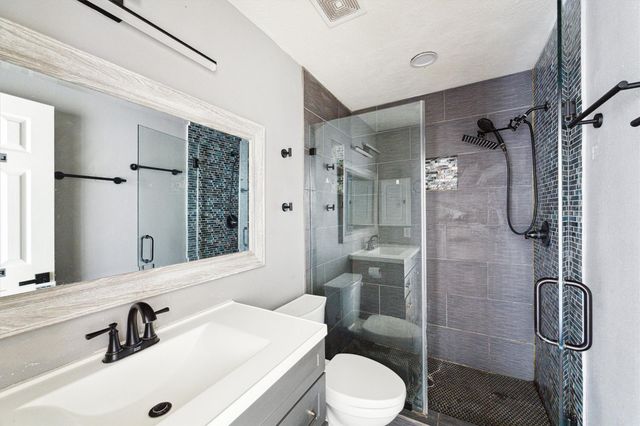 3629 Pine Valley Drive, Pearland, TX 77581