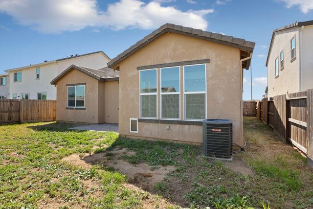 2008 Anders Ave, Manteca, CA 95337