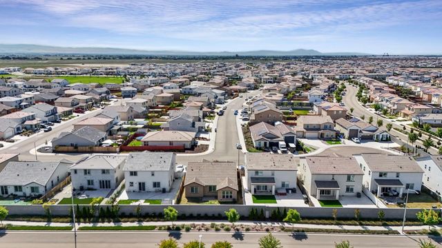 2008 Anders Ave, Manteca, CA 95337