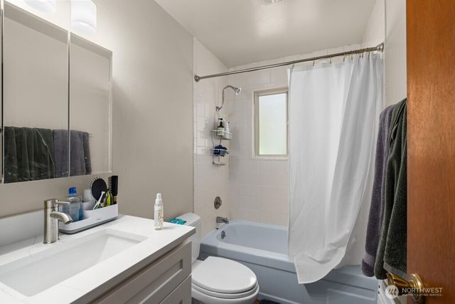 5506 7th Avenue NW, Seattle, WA 98107