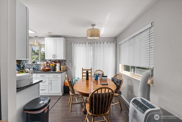 5506 7th Avenue NW, Seattle, WA 98107