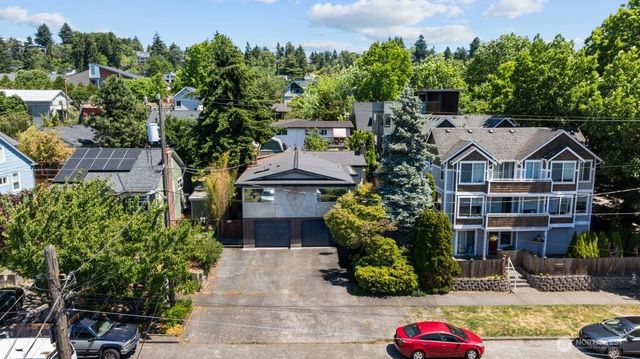 5506 7th Avenue NW, Seattle, WA 98107