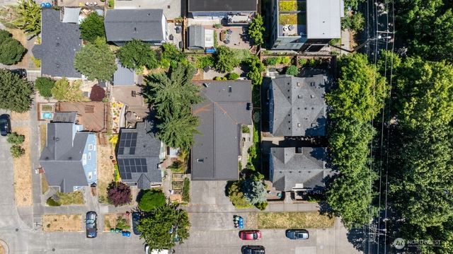 5506 7th Avenue NW, Seattle, WA 98107
