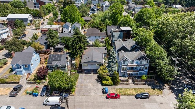 5506 7th Avenue NW, Seattle, WA 98107