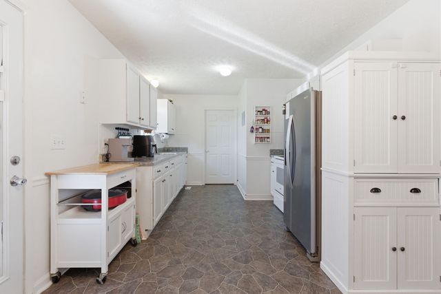 2014 Gardendale Dr, Murfreesboro, TN 37130