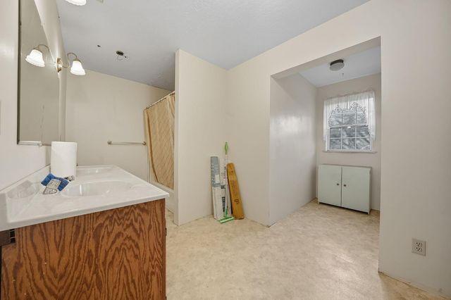 12810 New York Ranch Rd, Jackson, CA 95642