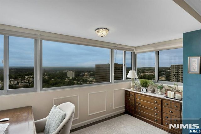 2000 Linwood Avenue 22B, Fort Lee, NJ 07024