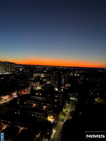 2000 Linwood Avenue 22B, Fort Lee, NJ 07024