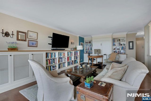 2000 Linwood Avenue 22B, Fort Lee, NJ 07024