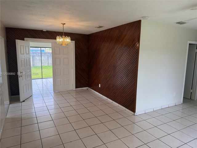 10375 SW 152nd Ter, Miami, FL 33157