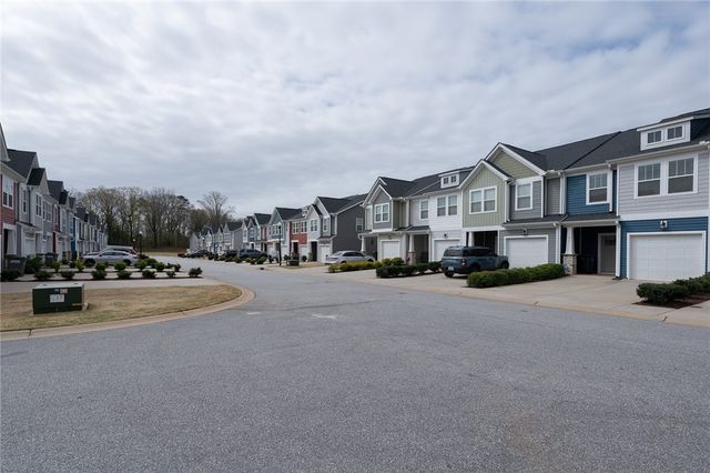 71 Mardale Lane, Greenville, SC 29609