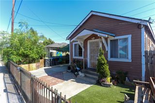 212 E Adams Street, Santa Ana, CA 92707