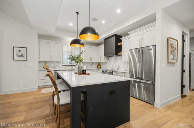 668 Pinery Boulevard, Orion Charter Township, MI 48362