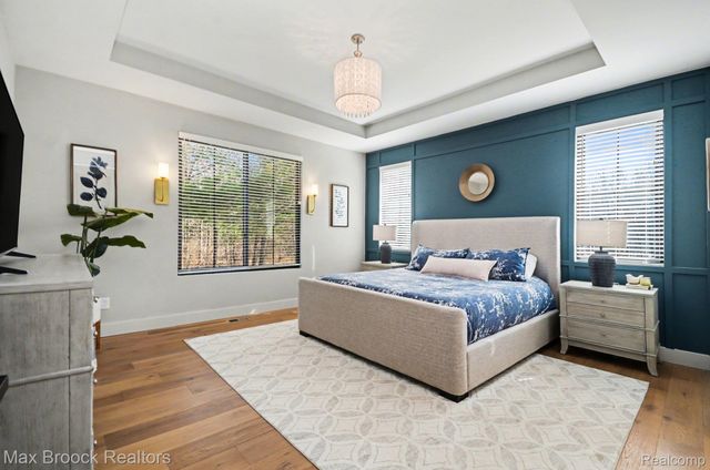 668 Pinery Boulevard, Orion Charter Township, MI 48362