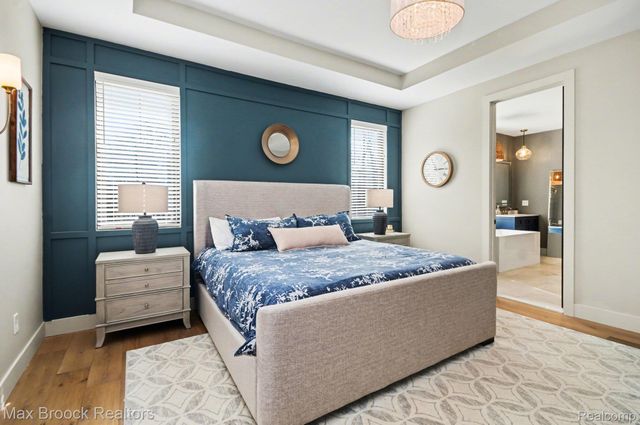 668 Pinery Boulevard, Orion Charter Township, MI 48362