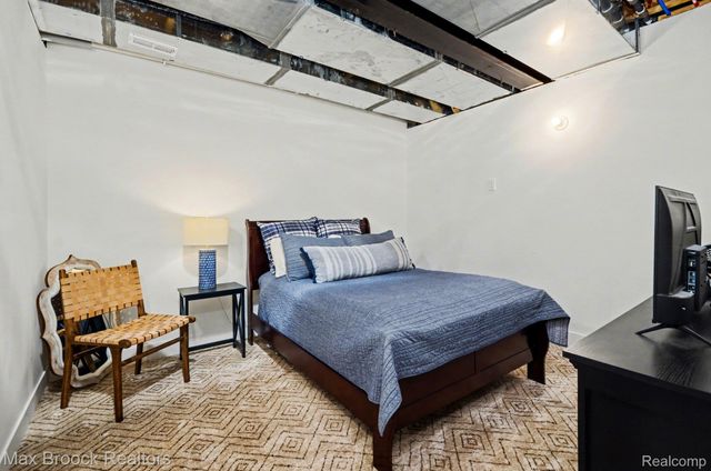 668 Pinery Boulevard, Orion Charter Township, MI 48362