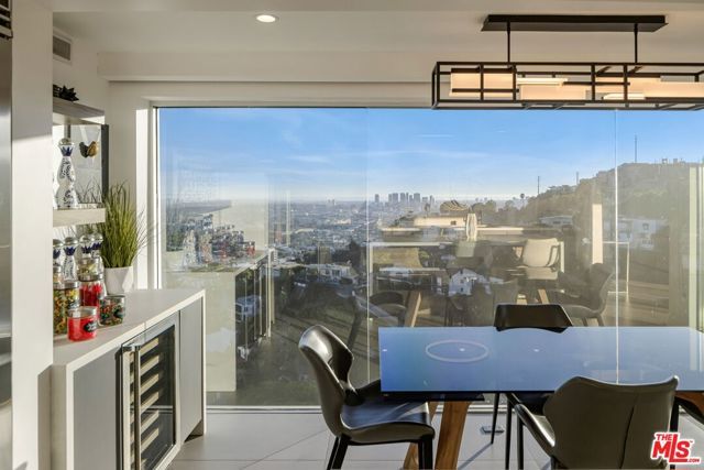 8620 Hillside Avenue, West Hollywood, CA 90069