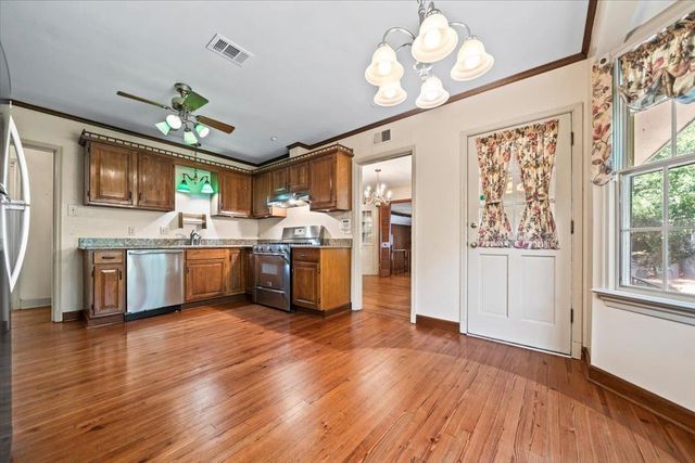 4968 COLE RD, Memphis, TN 38117