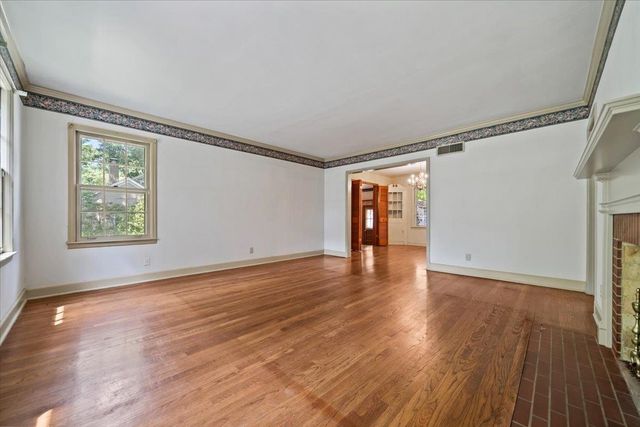 4968 COLE RD, Memphis, TN 38117