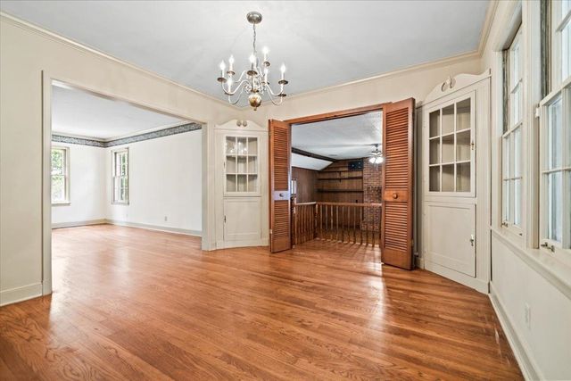 4968 COLE RD, Memphis, TN 38117