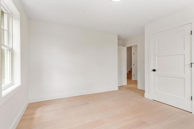 58 Neillian Street, Bedford, MA 01730