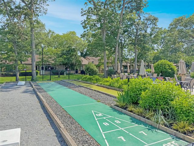 54 Strathmore Gate Drive, Stony Brook, NY 11790