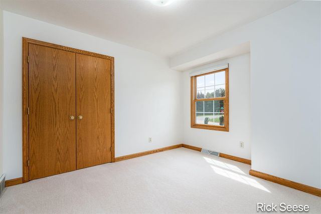 13535 Forest River Drive, Lowell, MI 49331