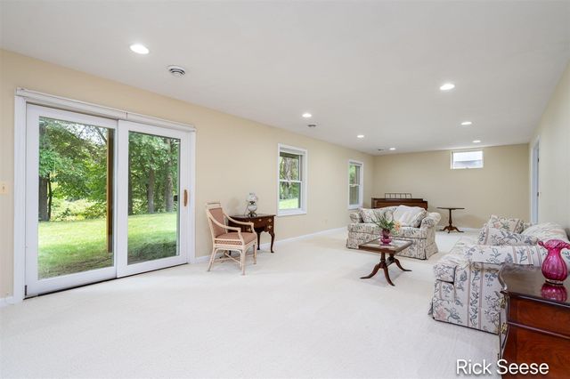 13535 Forest River Drive, Lowell, MI 49331