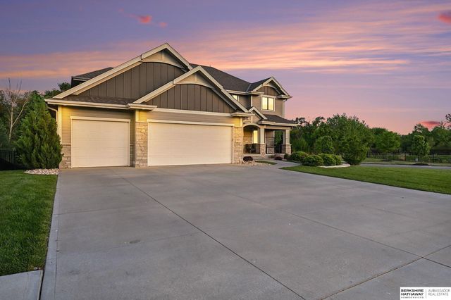 1897 Blue Sage Parkway, Elkhorn, NE 68022