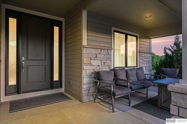 1897 Blue Sage Parkway, Elkhorn, NE 68022