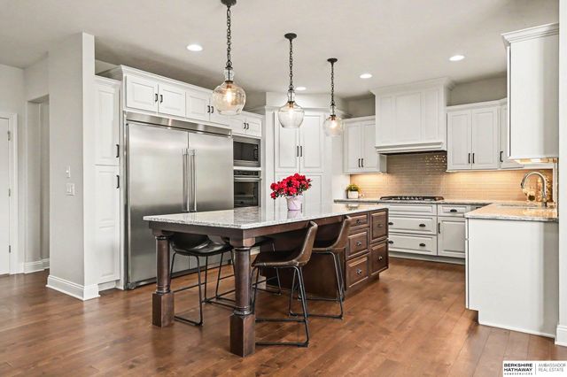 1897 Blue Sage Parkway, Elkhorn, NE 68022