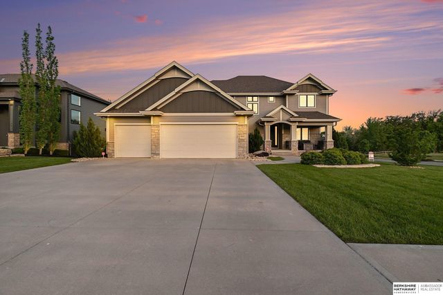 1897 Blue Sage Parkway, Elkhorn, NE 68022