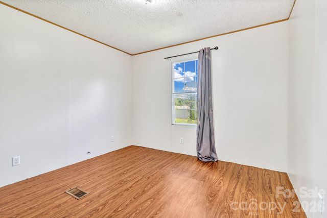 12 Green Cove Lane, Alexander, NC 28701