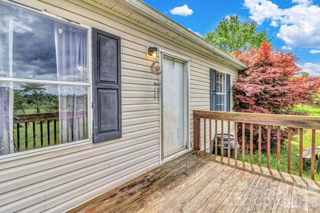 12 Green Cove Lane, Alexander, NC 28701