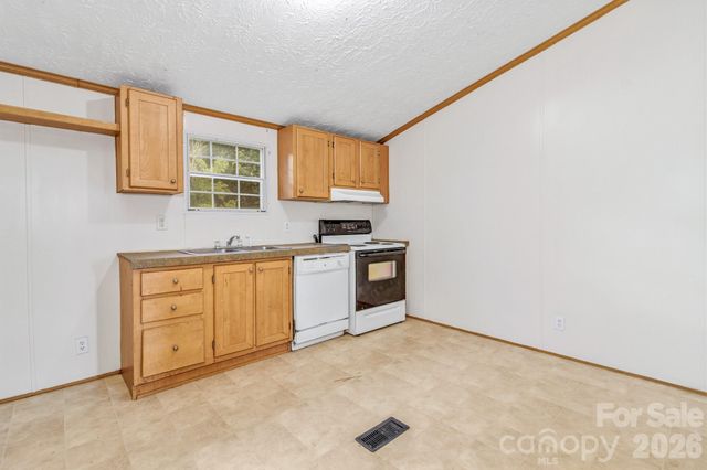 12 Green Cove Lane, Alexander, NC 28701