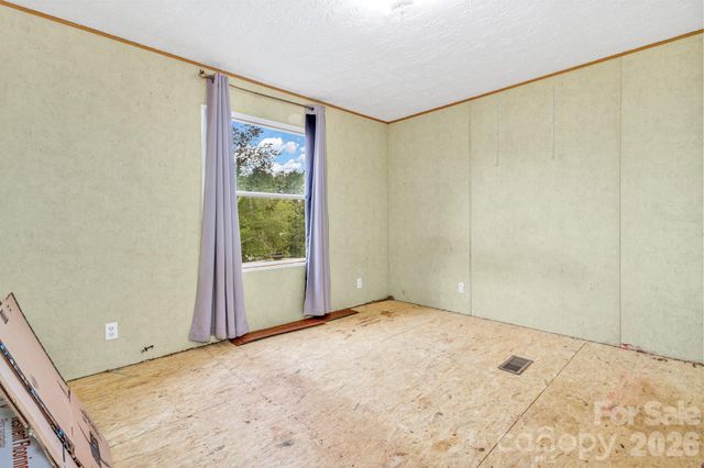 12 Green Cove Lane, Alexander, NC 28701