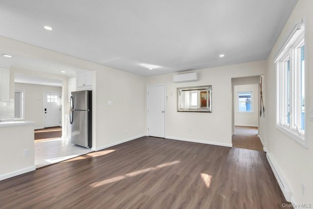 26 Namkee Lane, Blue Point, NY 11715