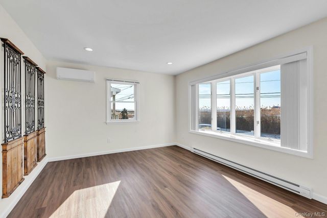 26 Namkee Lane, Blue Point, NY 11715