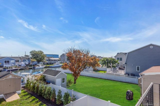 26 Namkee Lane, Blue Point, NY 11715