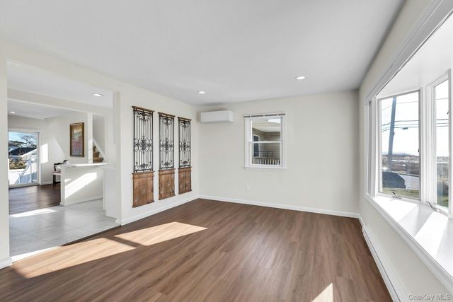 26 Namkee Lane, Blue Point, NY 11715