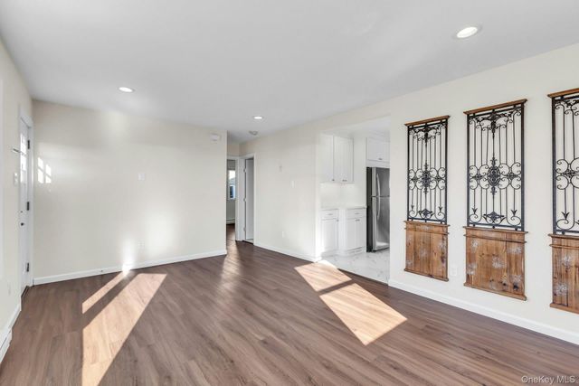 26 Namkee Lane, Blue Point, NY 11715