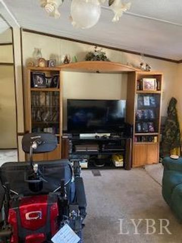 123 Lynchburg Avenue, Monroe, VA 24574