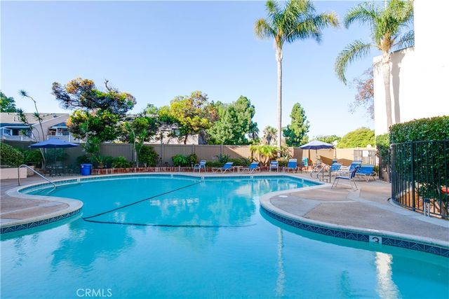 4444 W Point Loma Boulevard 28, San Diego, CA 92107