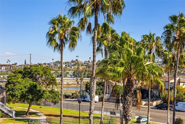 4444 W Point Loma Boulevard 28, San Diego, CA 92107