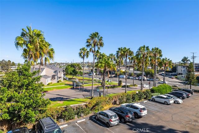 4444 W Point Loma Boulevard 28, San Diego, CA 92107