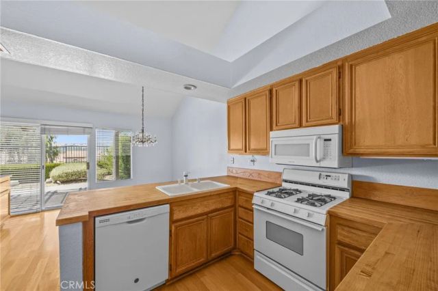27353 Paseo Ravenna 35, San Juan Capistrano, CA 92675