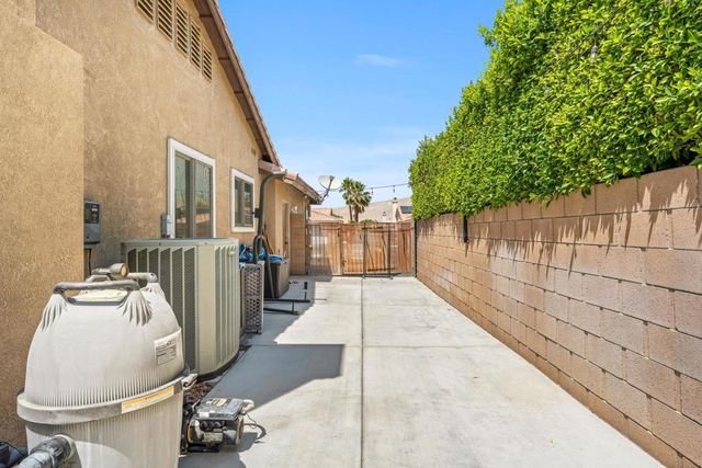 69867 Kent Place, Cathedral City, CA 92234