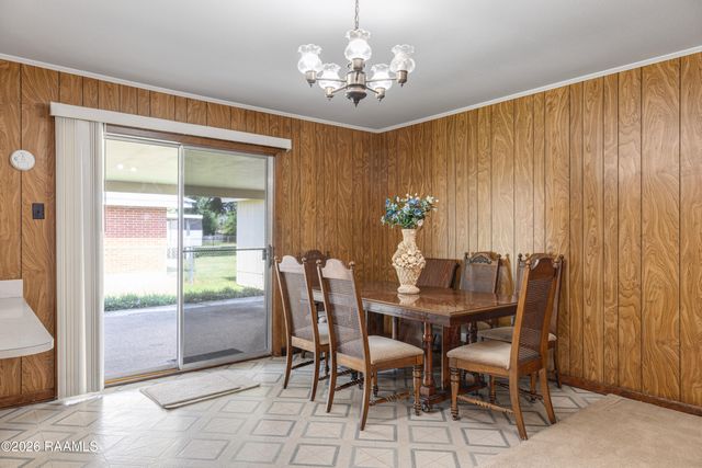 200 Cheyenne Circle, Scott, LA 70583