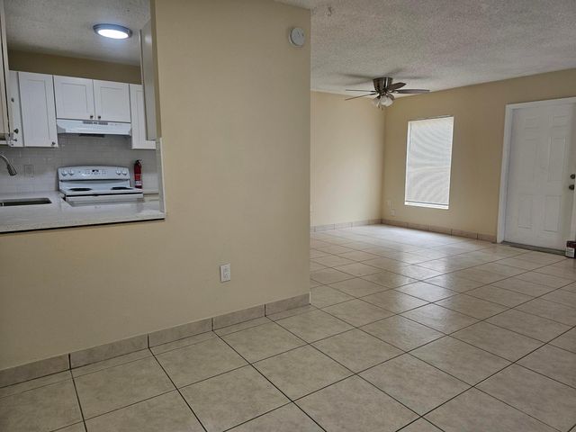 5836 S 37TH Court, Greenacres, FL 33463